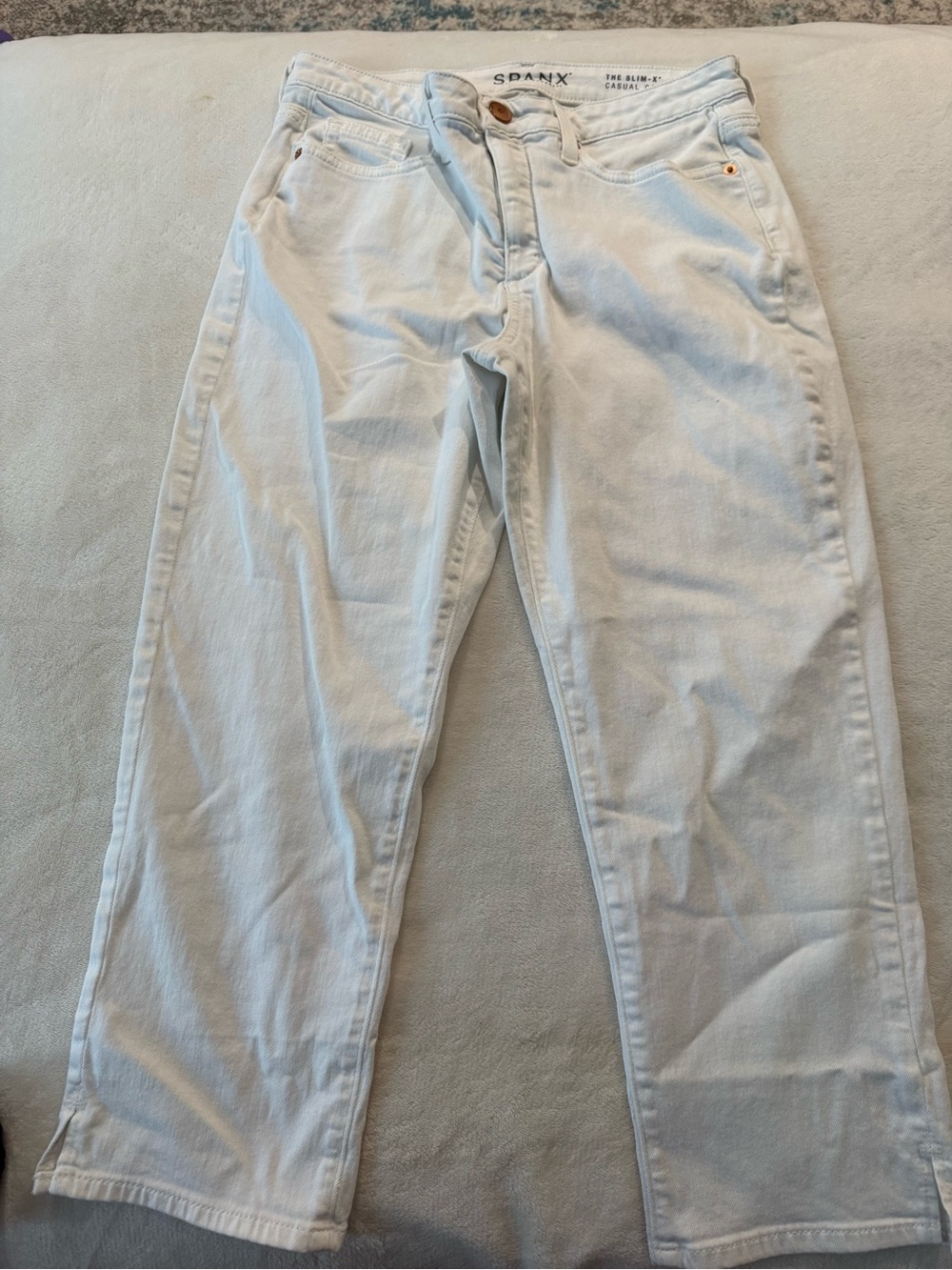 Spanx The Slim-X Casual Cropped Pants in white mid-rise fit Size 27 E01